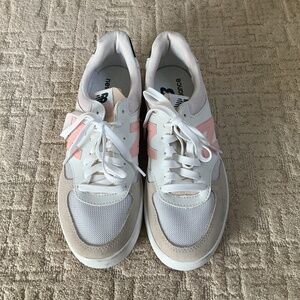 New Balance Womens CT300V3 Sneaker White Size 6 Men’s / 7.5 Women’s